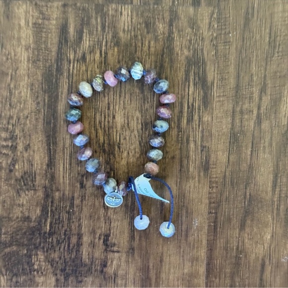 Johnny was Joseph Brooks Amethys bracelet - Picture 10 of 16